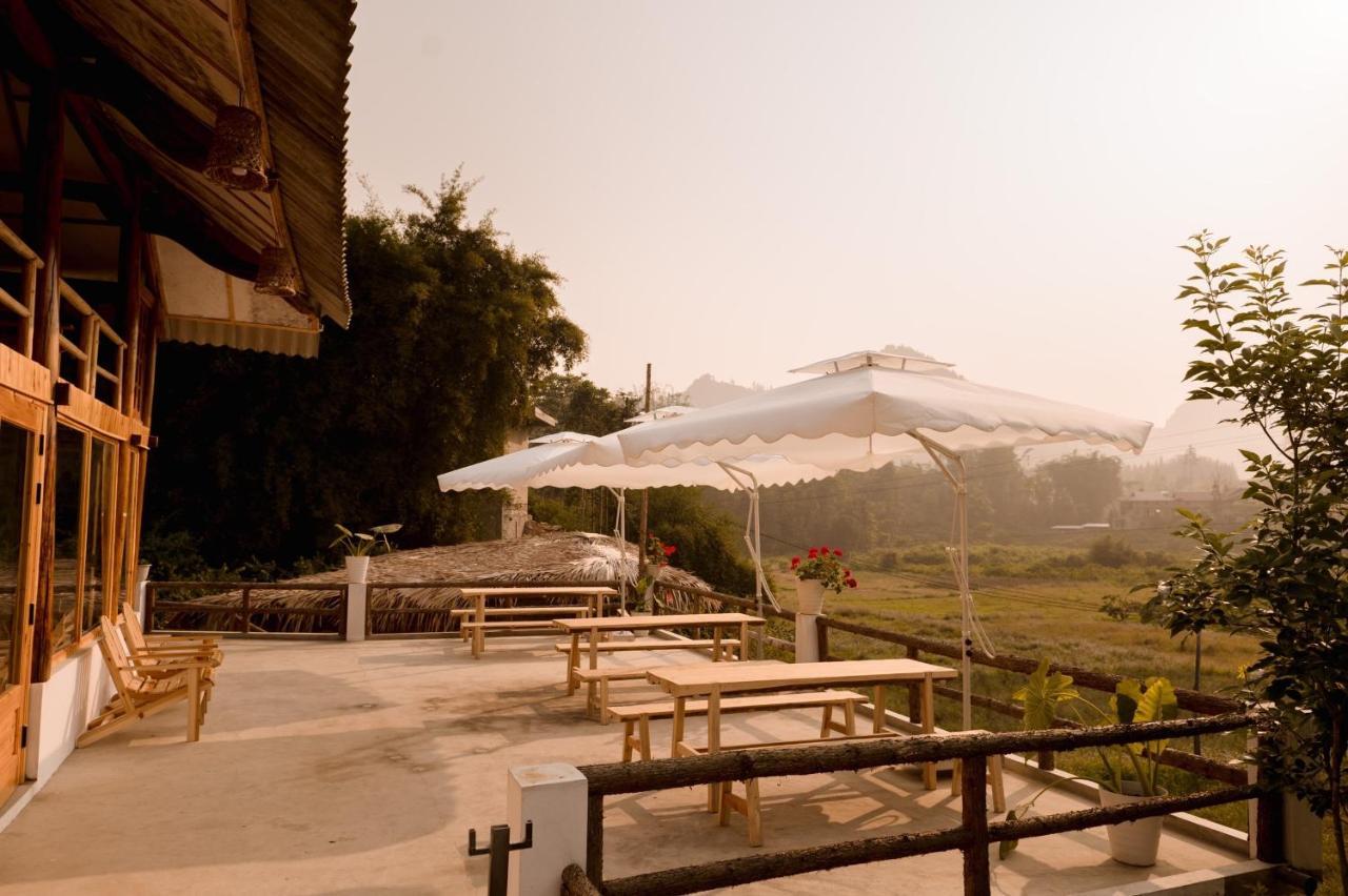 Le Chalet Homestay Bac Ha  Bagian luar foto